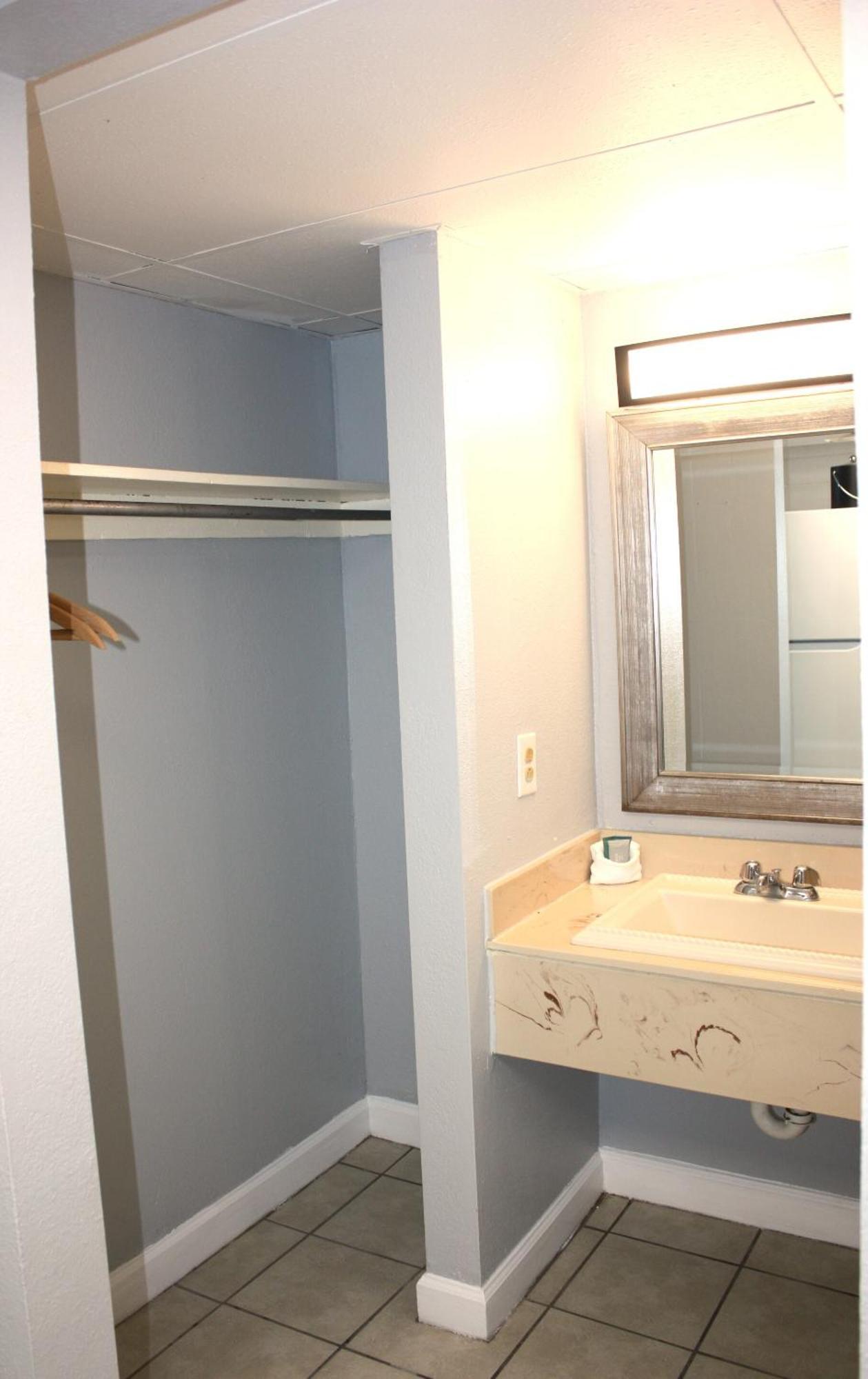 Blue Palmetto Vacation Rentals 미를 비치 객실 사진