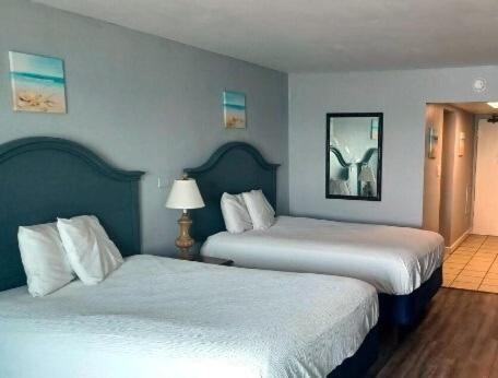 Blue Palmetto Vacation Rentals 미를 비치 객실 사진