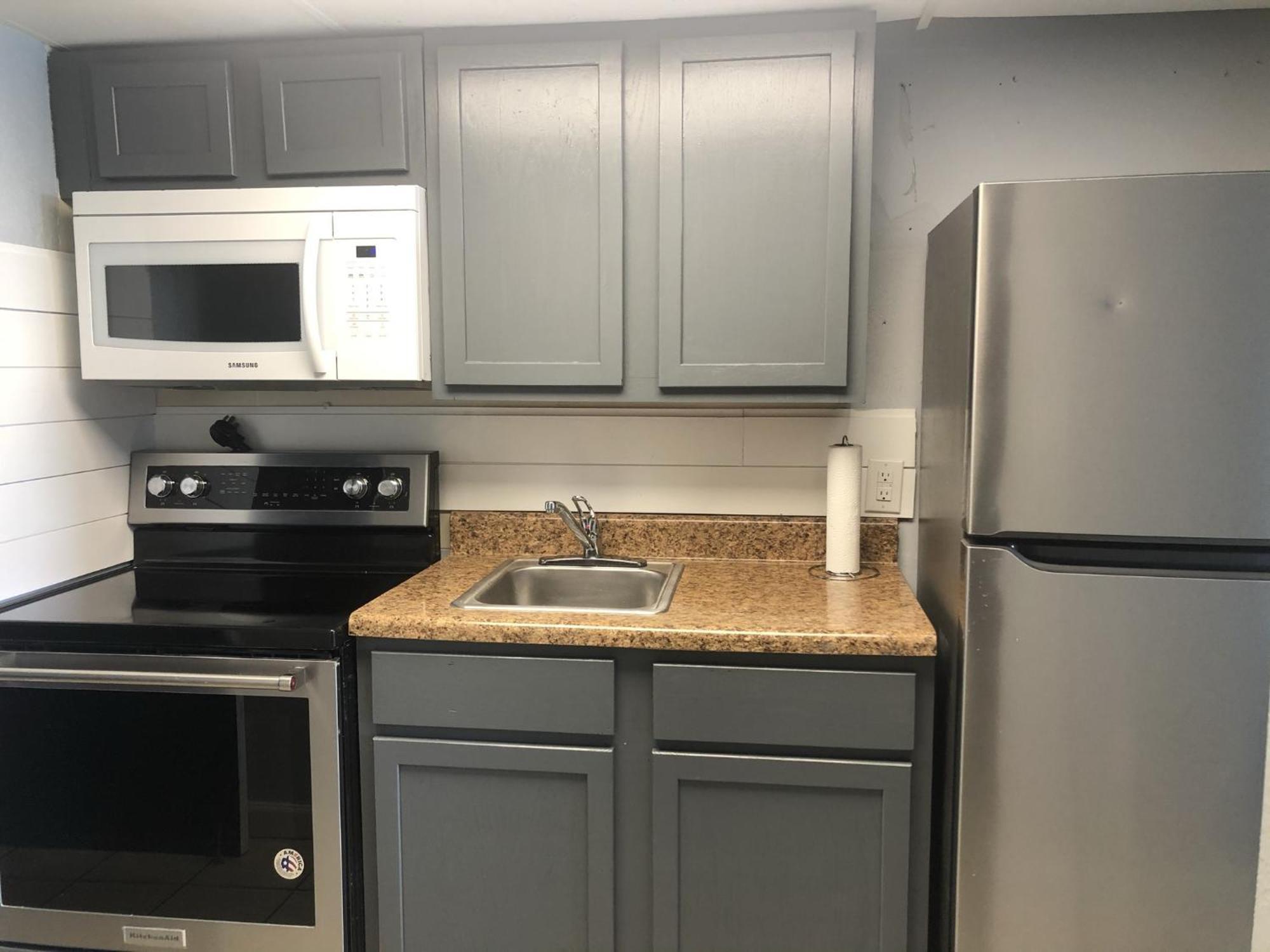 Blue Palmetto Vacation Rentals 미를 비치 객실 사진